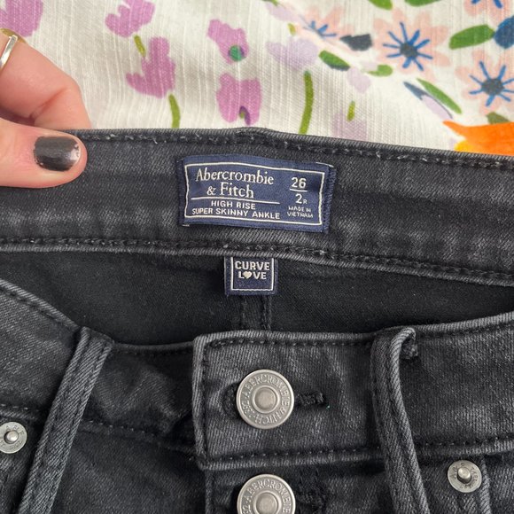 Abercrombie Curve Love High Rise Super Skinny Ankle Jeans, Black, 26/2 - Picture 4 of 6